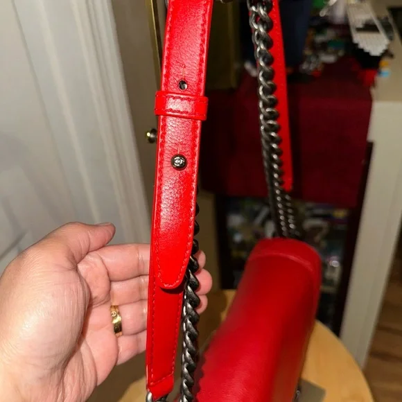 CHANEL Red Quilted Crossbody Bag with Chain Strap - Picture 15 of 16